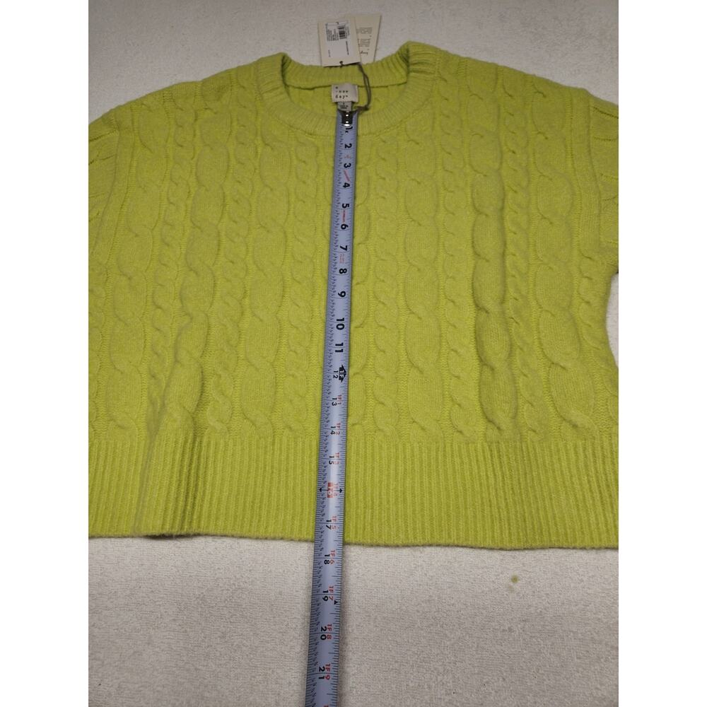 Cable Knit Crewneck Sweater in Lime Green A100 - Picture 11 of 11